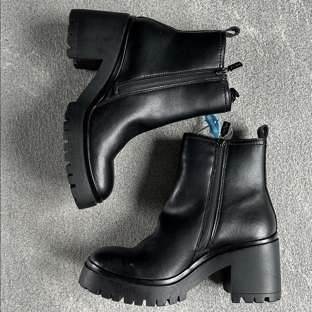 NIB Aqua College Raine Waterproof Black Suede Chelsea Boots Square Toe Women's 8 - Picture 9 of 15
